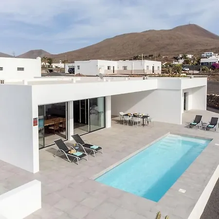 Casa Lero Villa *